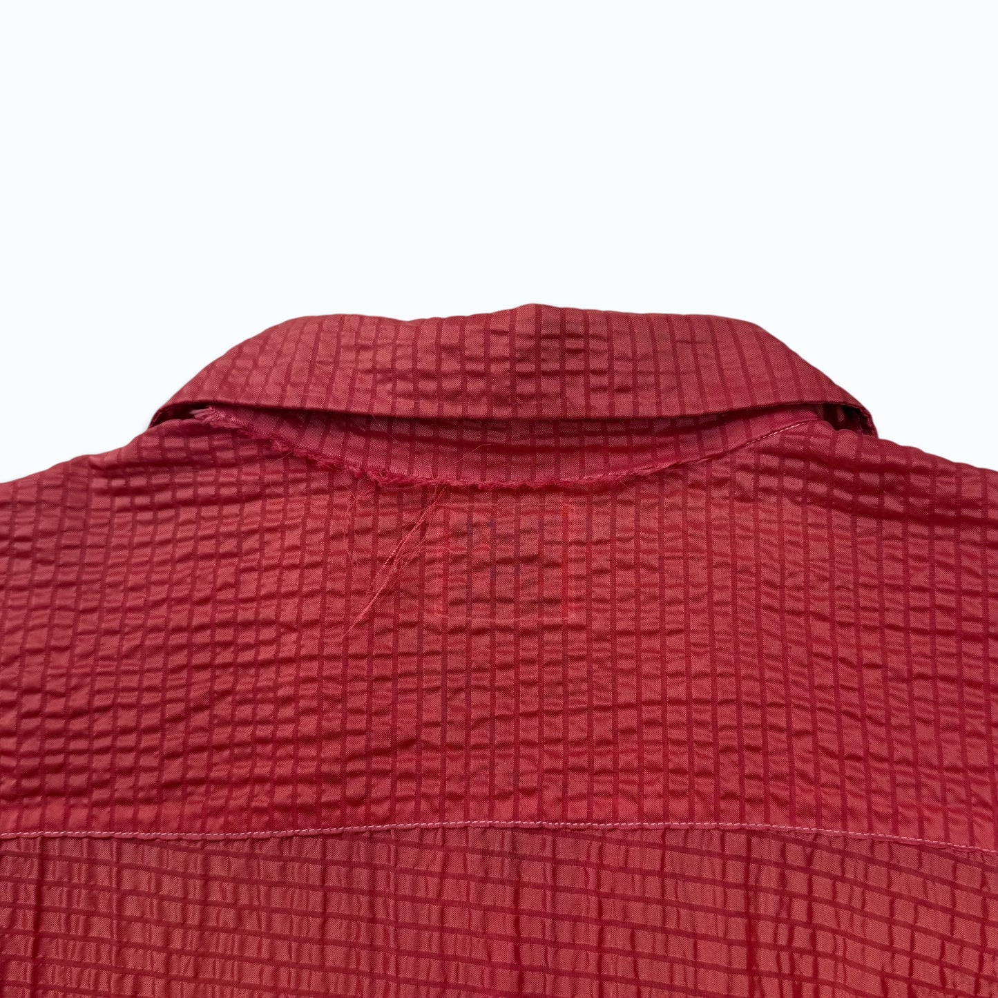 1950s Sheer Textured Maroon Loop Collar