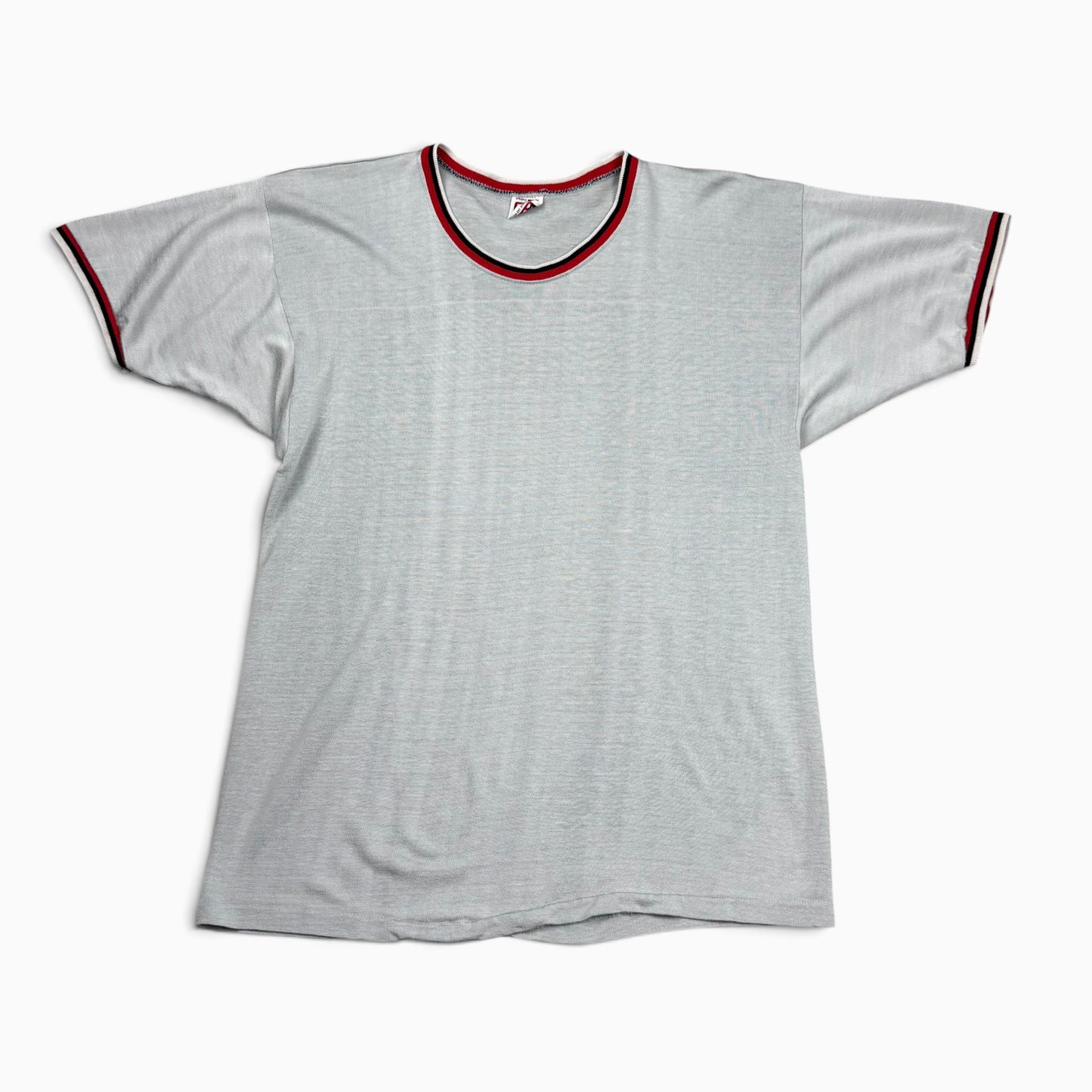T-shirt teinté de peinture noire vierge des années 00