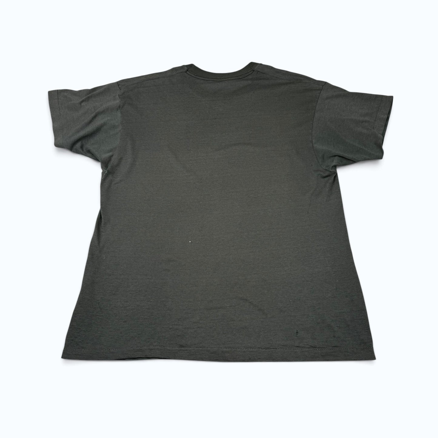 T-shirt teinté de peinture noire vierge des années 00