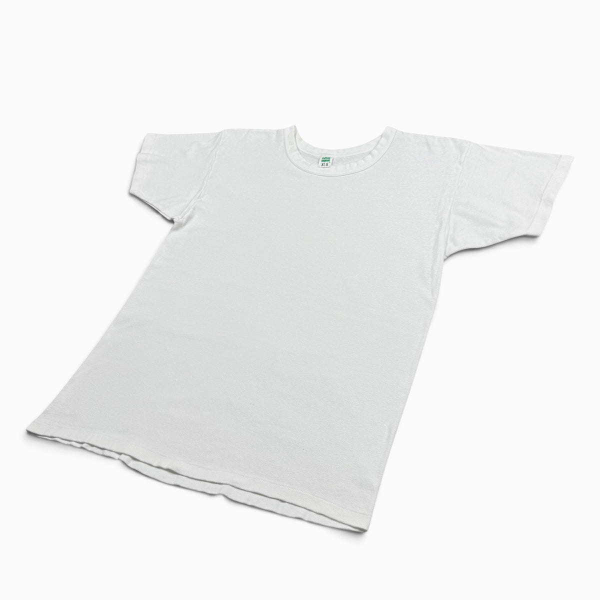 T-shirt teinté de peinture noire vierge des années 00